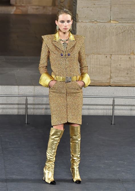 chanel's egypt catwalk.